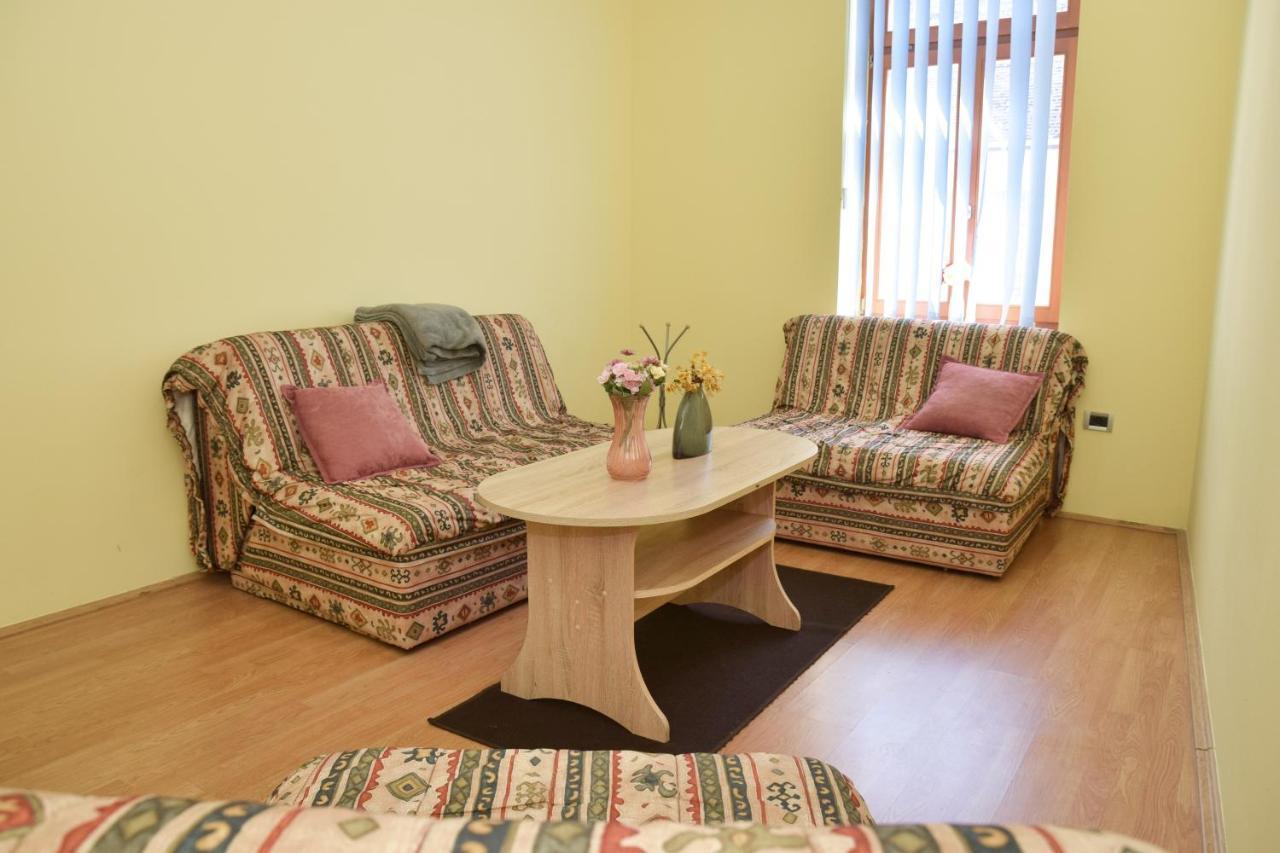 Apartman Vinkov'S Center يايتشه المظهر الخارجي الصورة